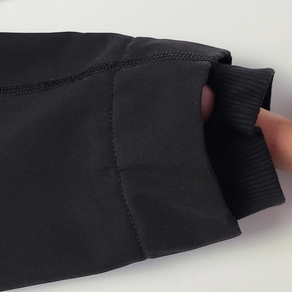 Lululemon Black Softshell Silverescent Jacket Thumbholes Removable Hood Size 8 - Picture 11 of 15
